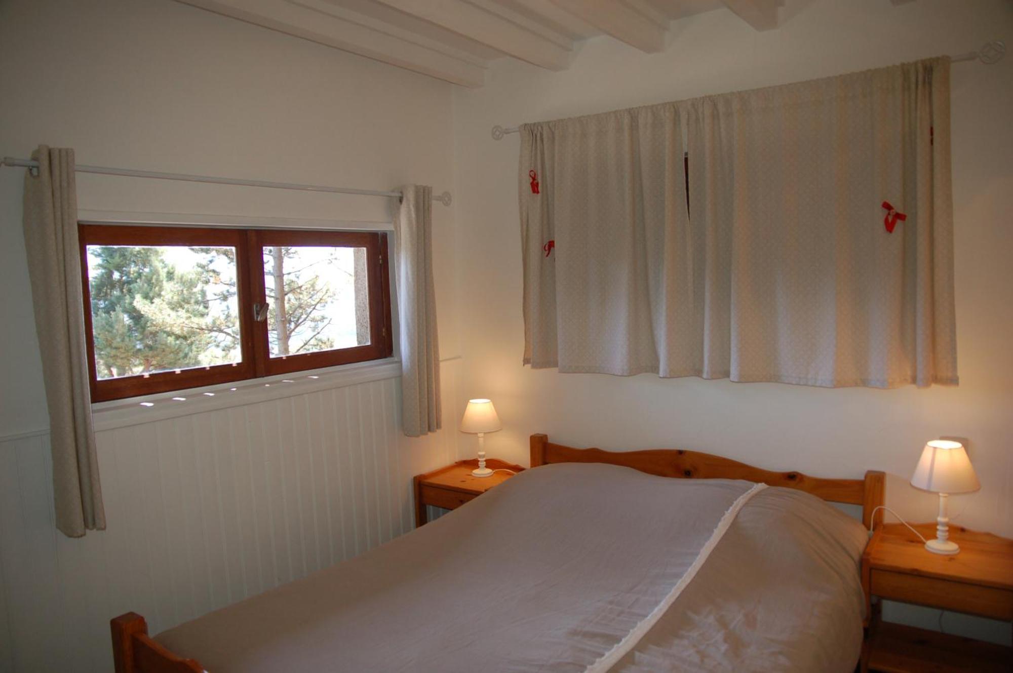 Chalet Vue sous cet Angles Extérieur photo